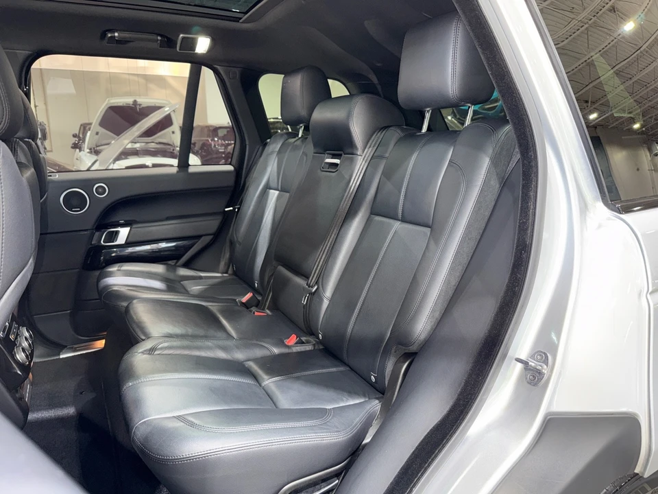 2017 Land Rover Range Rover L405 - Image 11 of 12