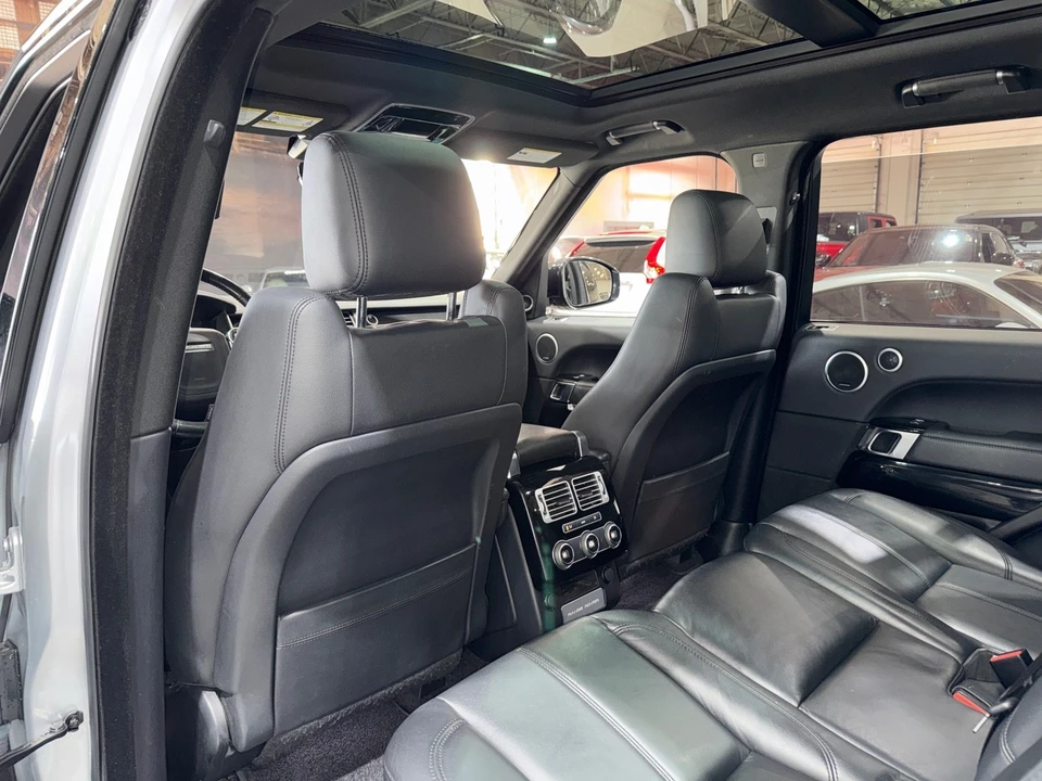 2017 Land Rover Range Rover L405 - Image 9 of 12
