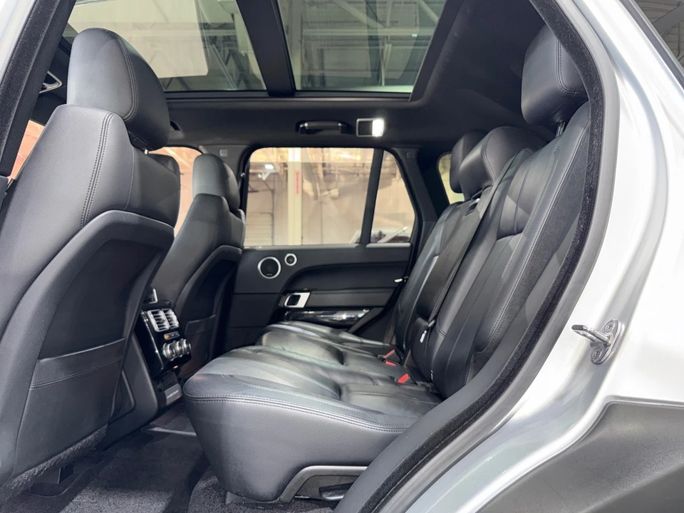 2017 Land Rover Range Rover L405 - Image 10 of 12