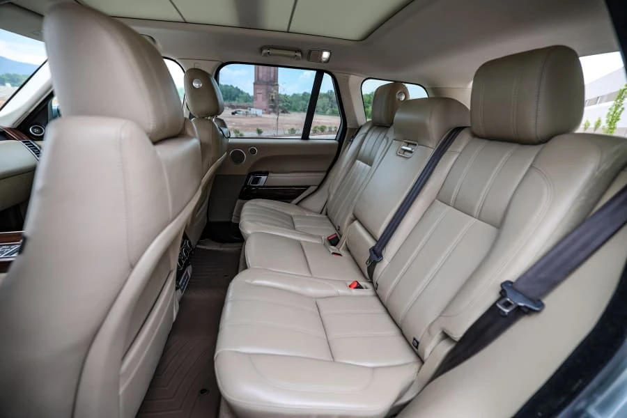 2017 Land Rover Range Rover L405 - Image 19 of 31