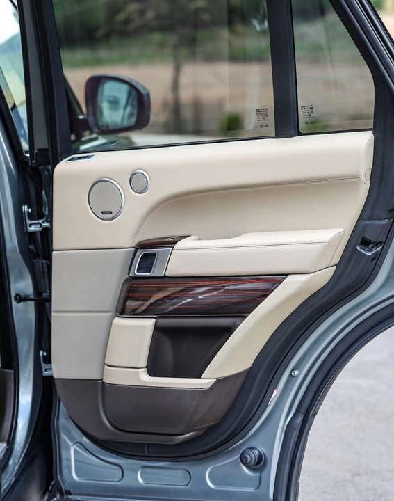 2017 Land Rover Range Rover L405 - Image 22 of 31
