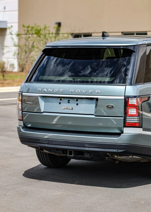 2017 Land Rover Range Rover L405 - Image 10 of 31