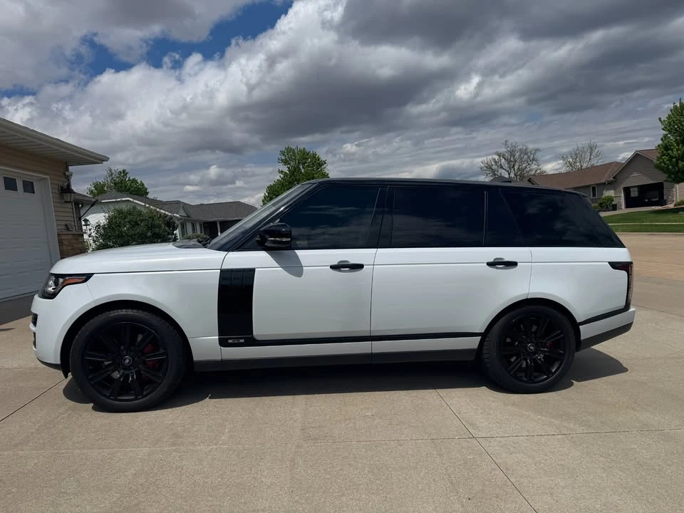 2017 Land Rover Range Rover L405 - Image 4 of 18