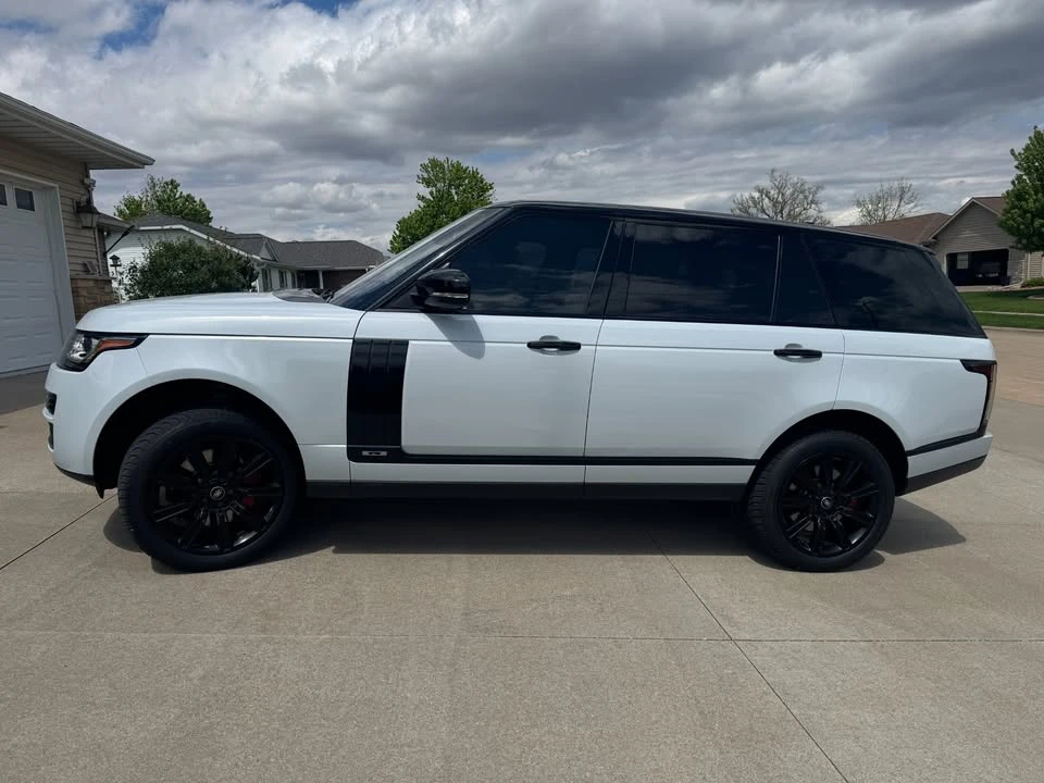 2017 Land Rover Range Rover L405 - Image 10 of 18
