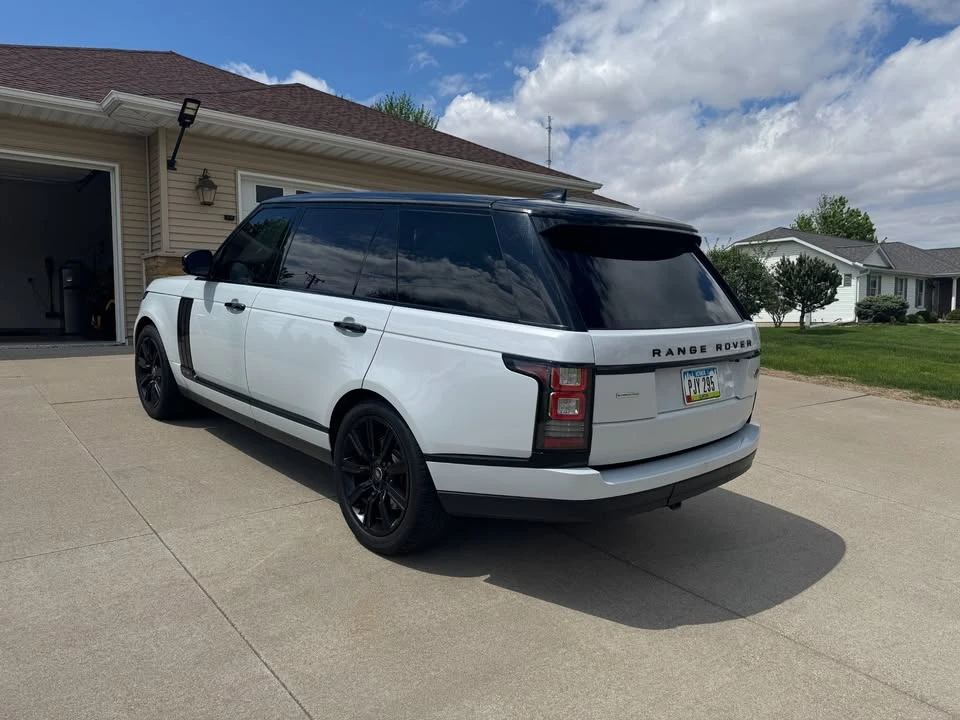 2017 Land Rover Range Rover L405 - Image 5 of 18