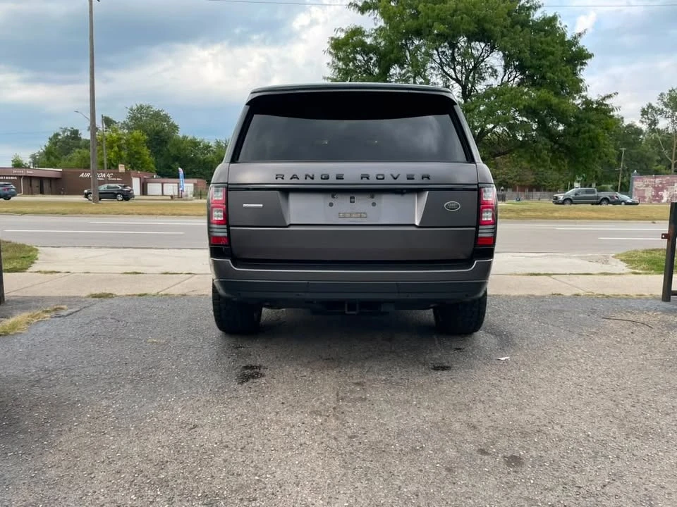 2017 Land Rover Range Rover L405 - Image 6 of 12