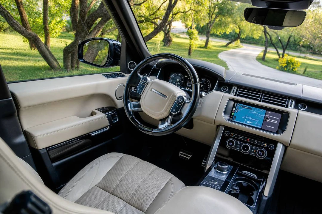 2017 Land Rover Range Rover L405 - Image 19 of 24