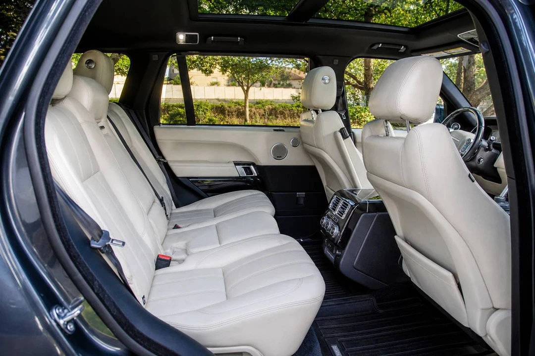 2017 Land Rover Range Rover L405 - Image 15 of 24