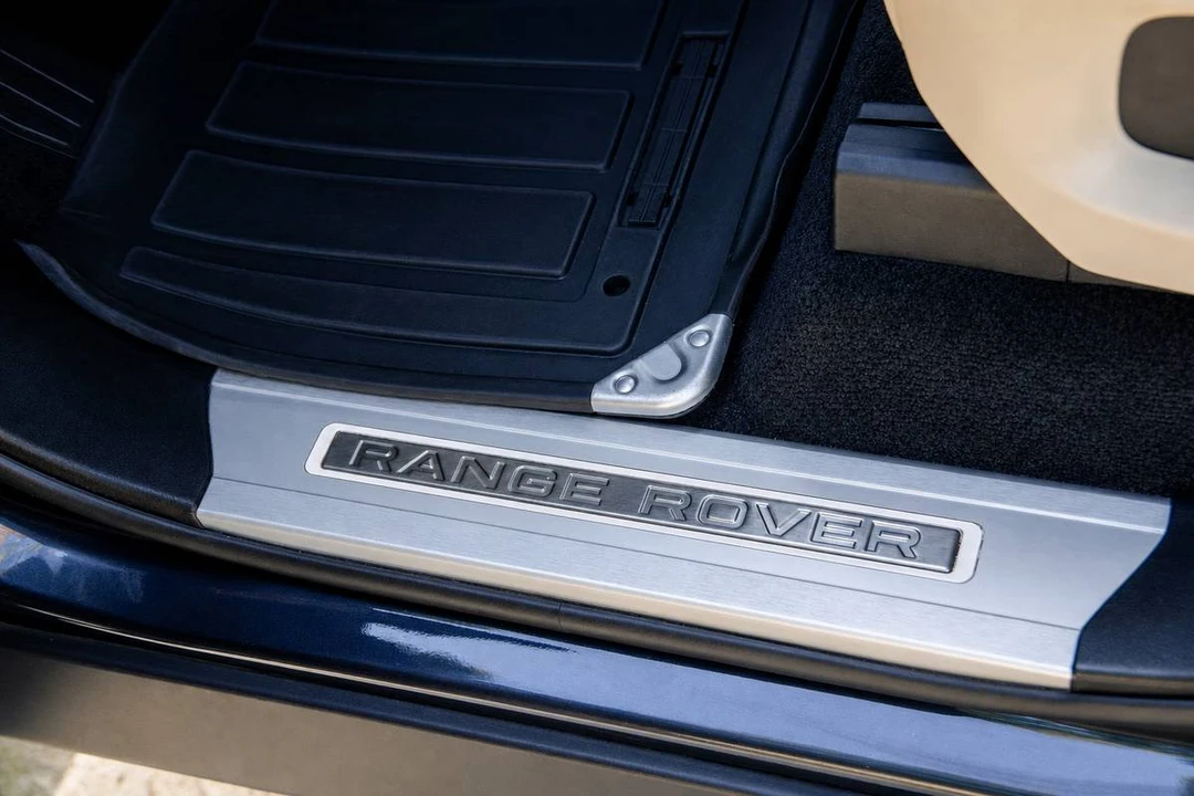 2017 Land Rover Range Rover L405 - Image 14 of 24