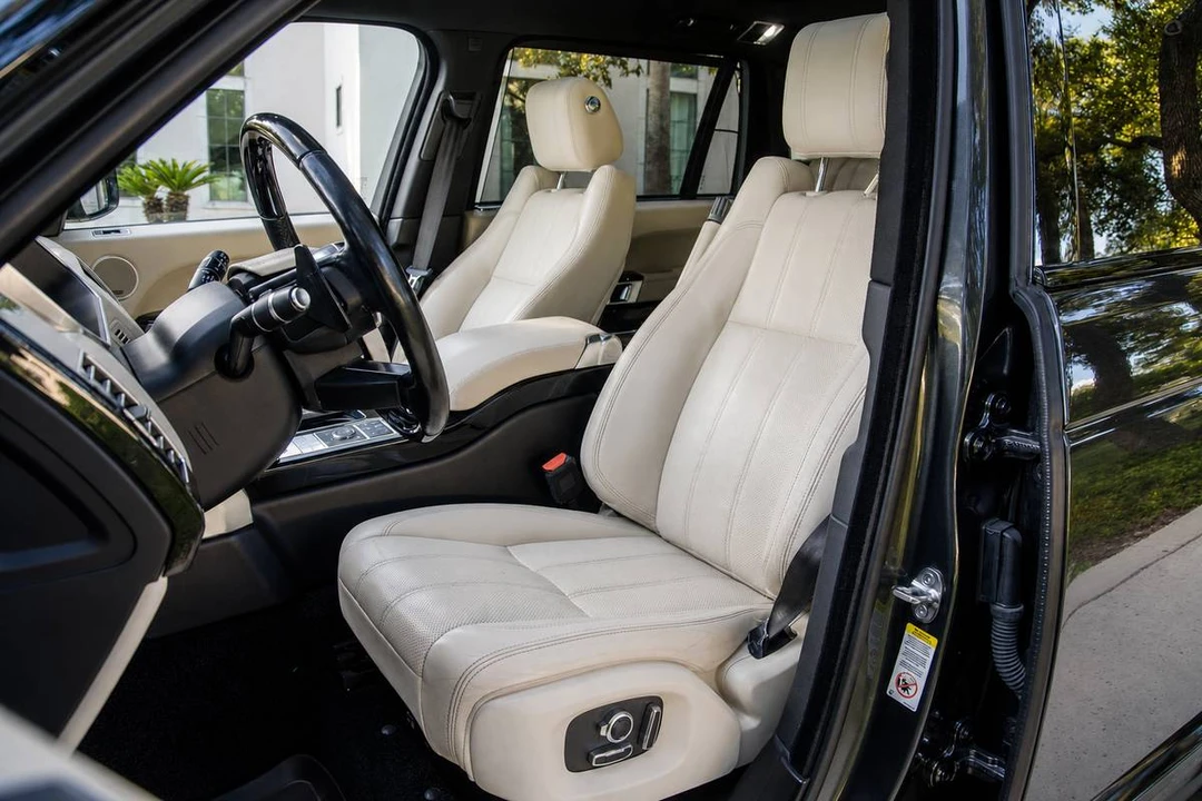 2017 Land Rover Range Rover L405 - Image 12 of 24