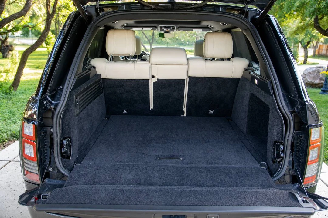 2017 Land Rover Range Rover L405 - Image 9 of 24