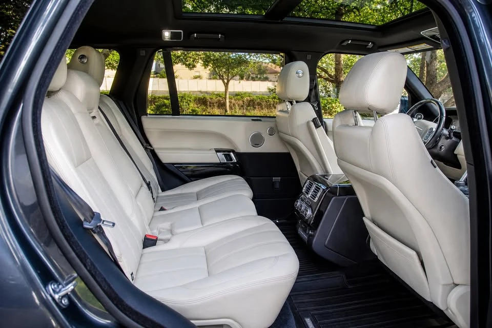 2017 Land Rover Range Rover L405 - Image 12 of 20
