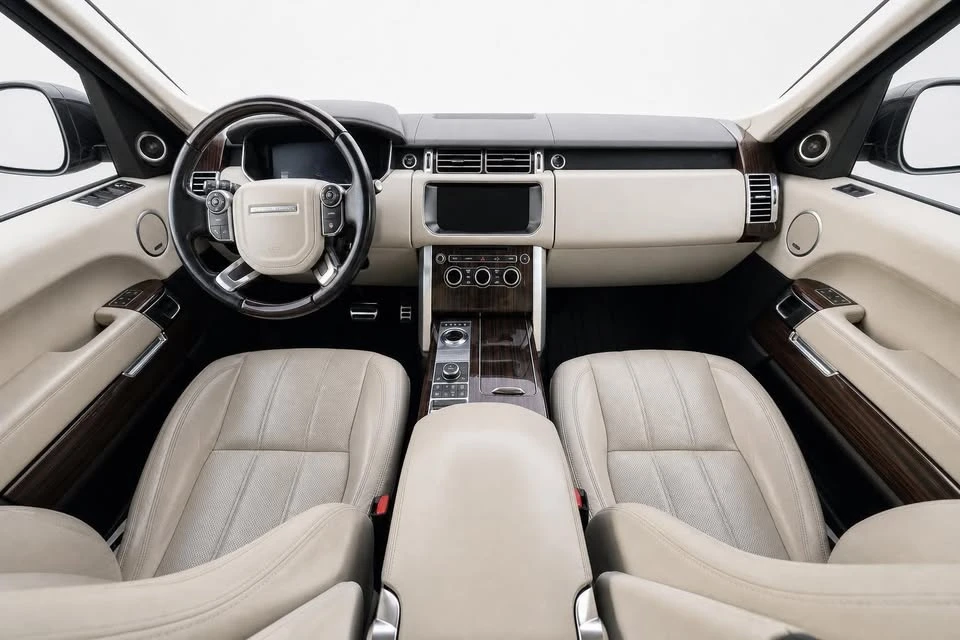 2017 Land Rover Range Rover L405 - Image 12 of 20