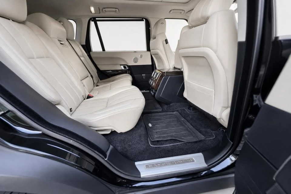 2017 Land Rover Range Rover L405 - Image 14 of 20