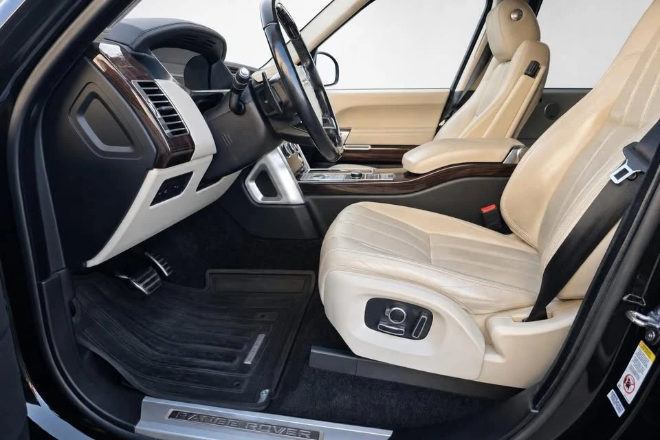 2017 Land Rover Range Rover L405 - Image 10 of 20