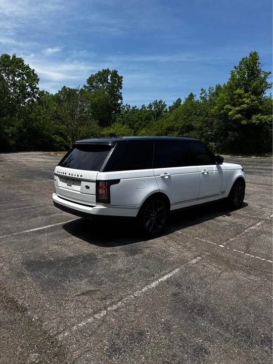 2017 Land Rover Range Rover L405 - Image 3 of 19