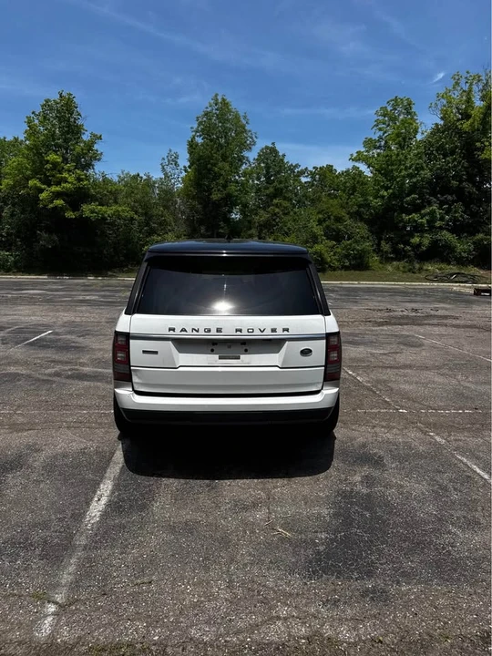 2017 Land Rover Range Rover L405 - Image 6 of 19