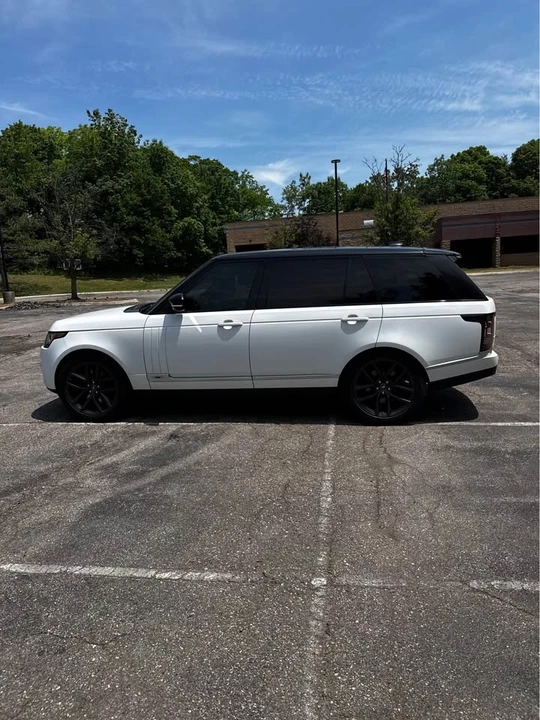 2017 Land Rover Range Rover L405 - Image 8 of 19