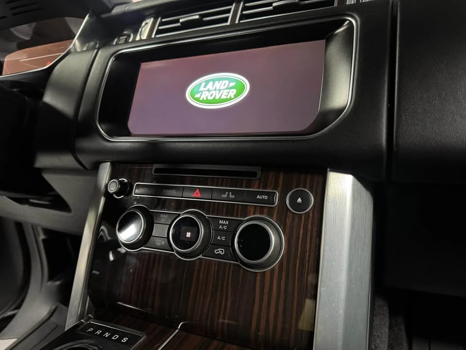2017 Land Rover Range Rover L405 - Image 3 of 18