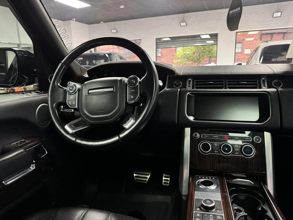 2017 Land Rover Range Rover L405 - Image 11 of 18