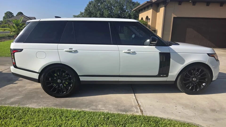 2017 Land Rover Range Rover L405 - Image 3 of 9