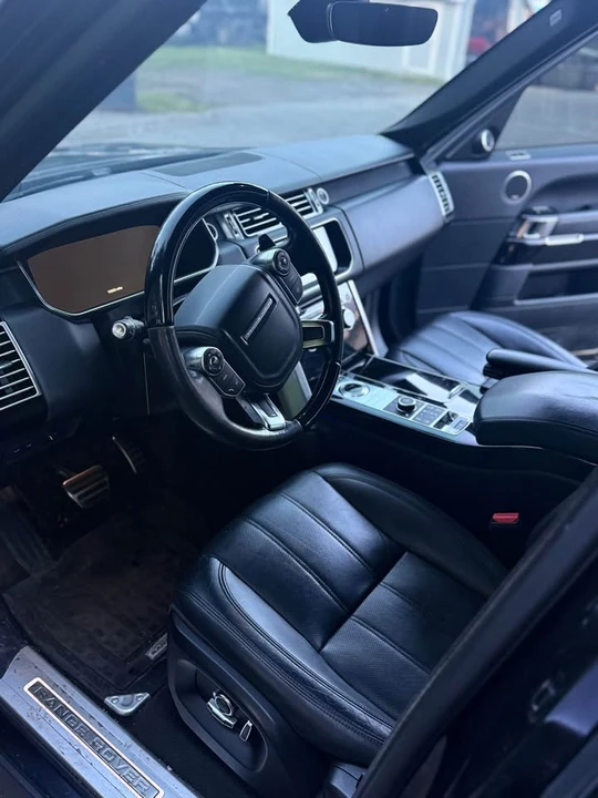 2017 Land Rover Range Rover L405 - Image 7 of 9