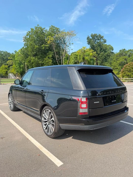 2017 Land Rover Range Rover L405 - Image 4 of 12