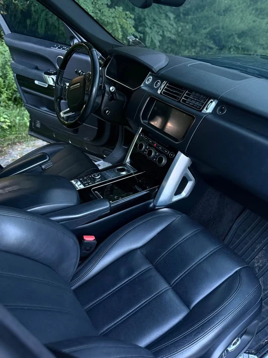 2017 Land Rover Range Rover L405 - Image 8 of 9
