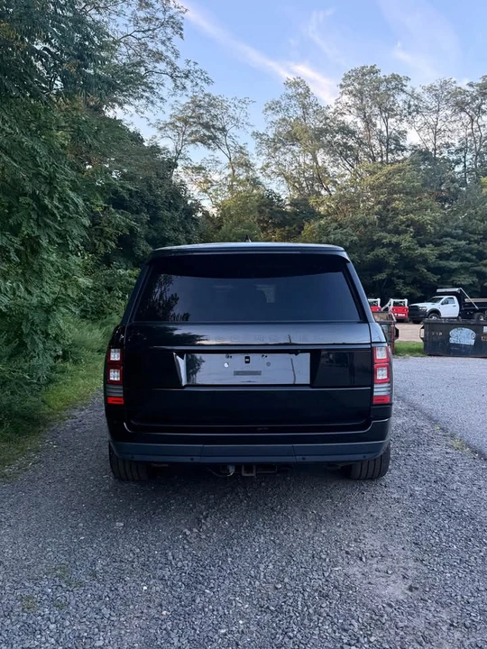 2017 Land Rover Range Rover L405 - Image 5 of 9