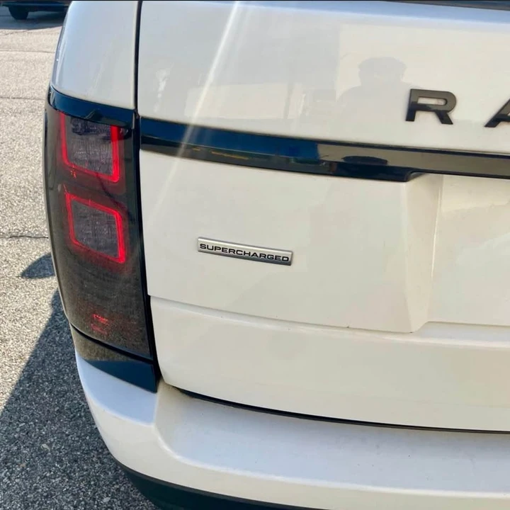 2017 Land Rover Range Rover L405 - Image 10 of 16