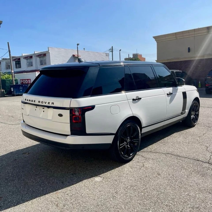 2017 Land Rover Range Rover L405 - Image 4 of 16