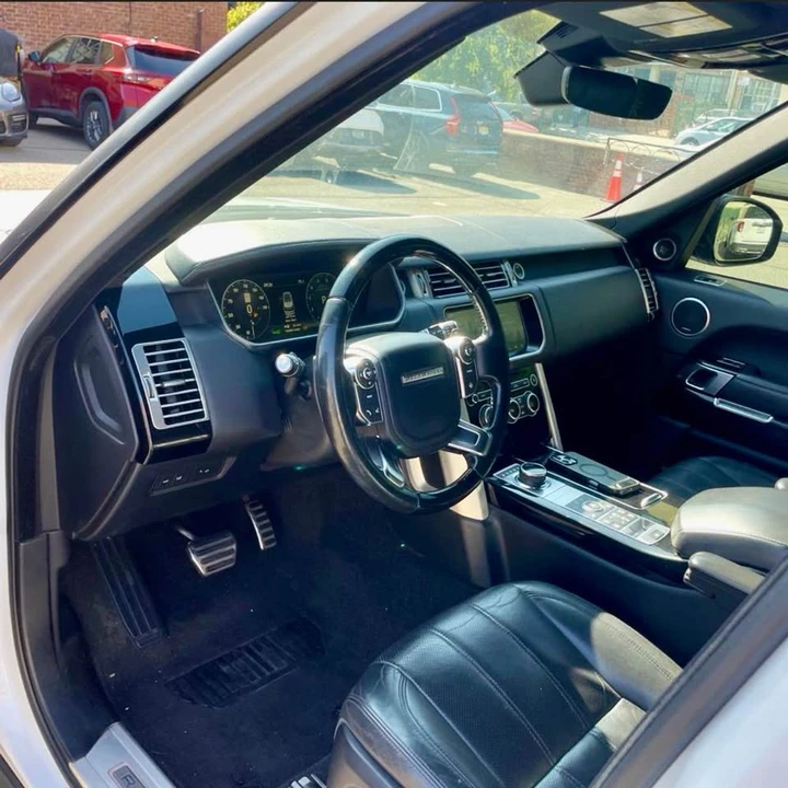 2017 Land Rover Range Rover L405 - Image 6 of 16