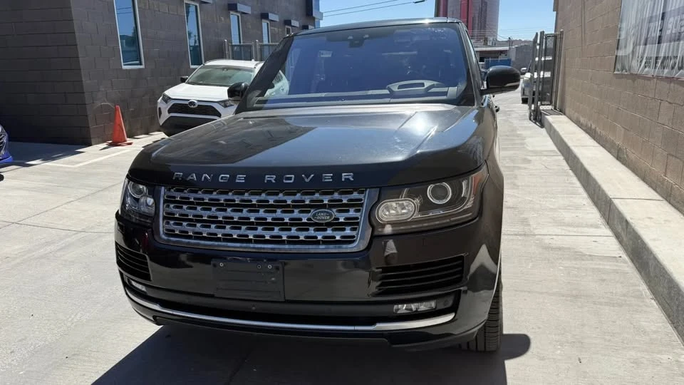 2017 Land Rover Range Rover L405 - Image 10 of 20