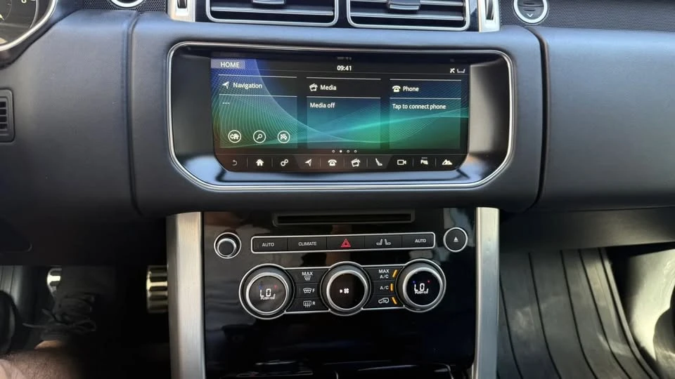 2017 Land Rover Range Rover L405 - Image 17 of 20