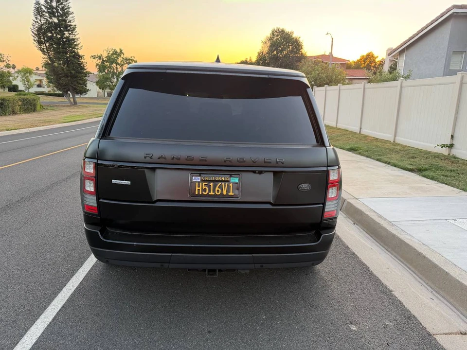 2017 Land Rover Range Rover L405 - Image 4 of 13