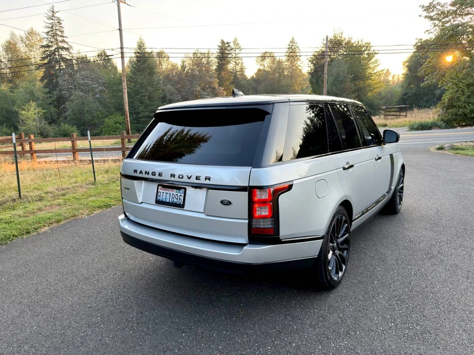 2017 Land Rover Range Rover L405 - Image 6 of 24