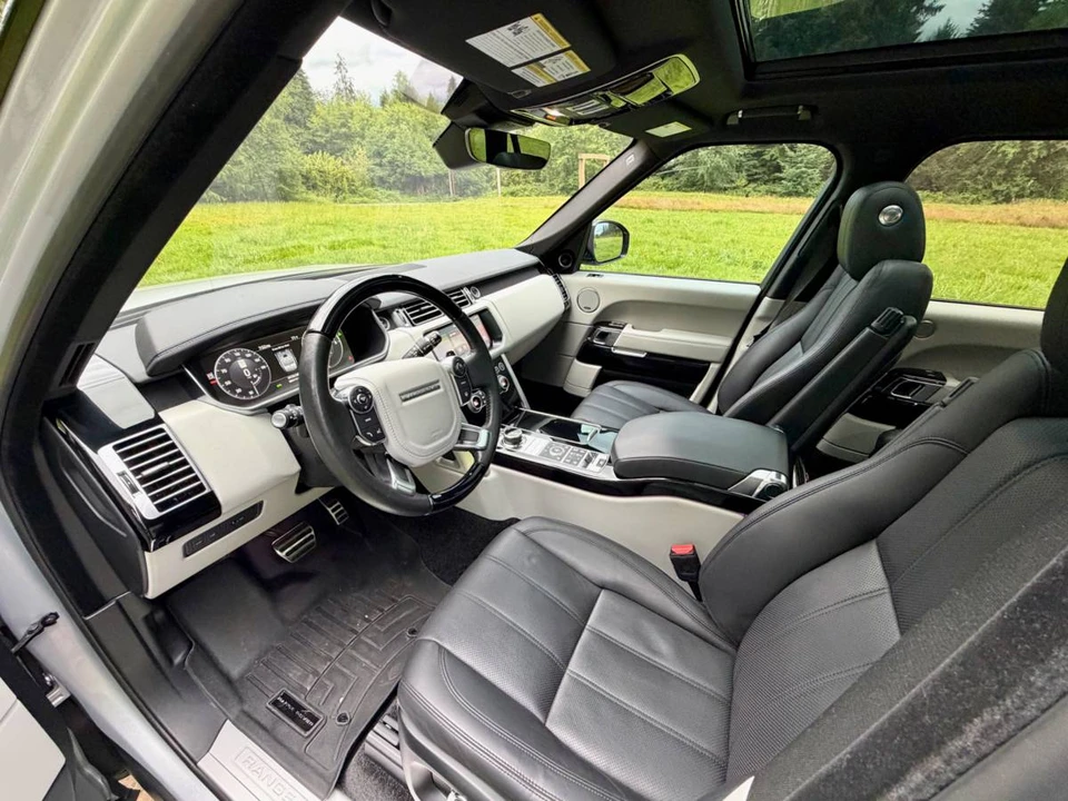 2017 Land Rover Range Rover L405 - Image 9 of 24