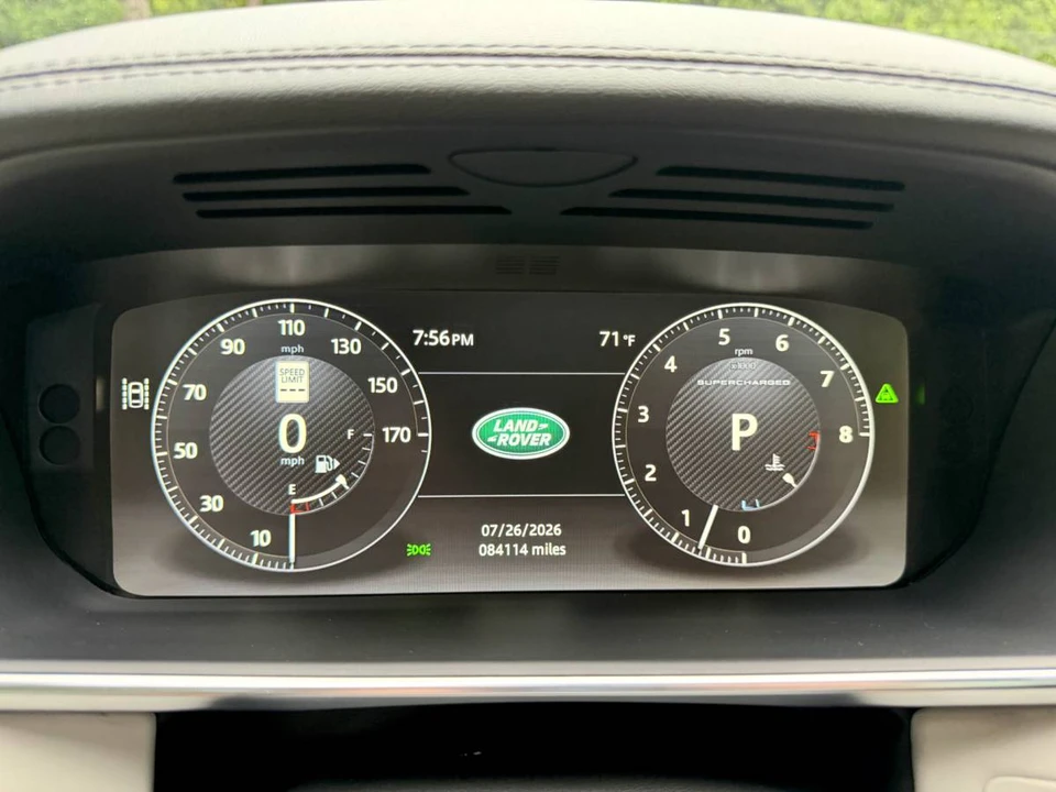 2017 Land Rover Range Rover L405 - Image 13 of 24
