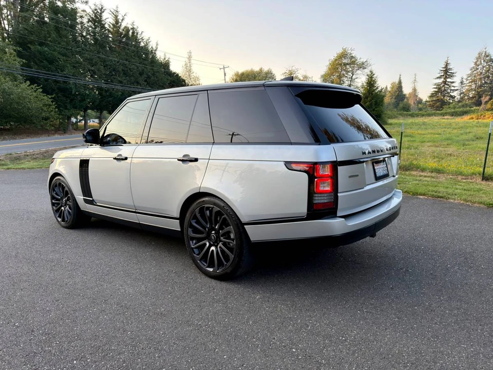 2017 Land Rover Range Rover L405 - Image 5 of 24