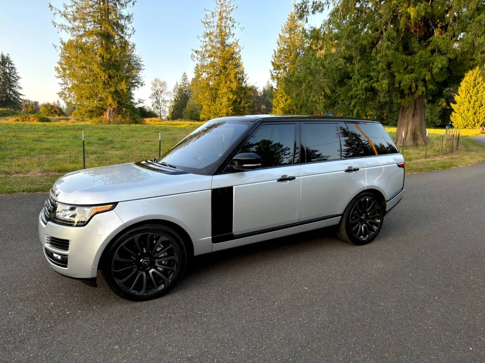 2017 Land Rover Range Rover L405 - Image 3 of 24