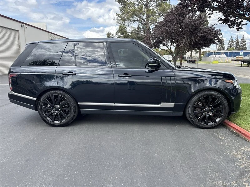 2017 Land Rover Range Rover L405 - Image 12 of 20