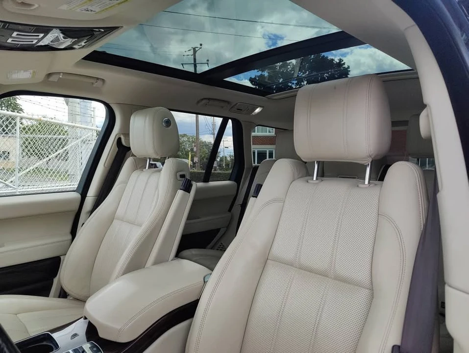 2017 Land Rover Range Rover L405 - Image 13 of 19