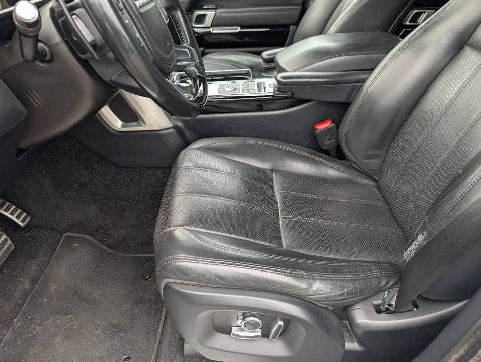2017 Land Rover Range Rover L405 - Image 9 of 28