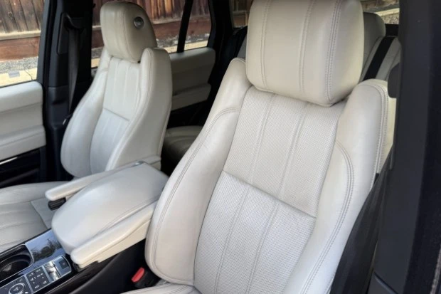 2017 Land Rover Range Rover L405 - Image 4 of 6