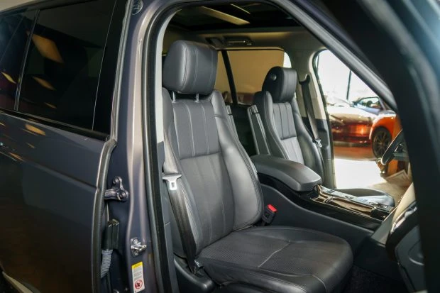 2017 Land Rover Range Rover L405 - Image 4 of 7