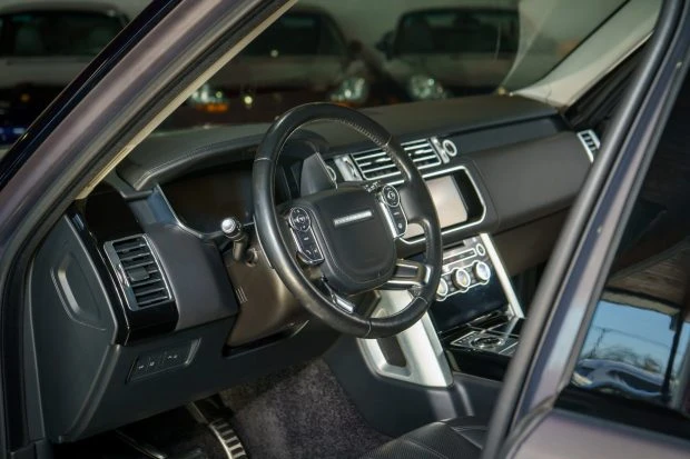 2017 Land Rover Range Rover L405 - Image 5 of 7