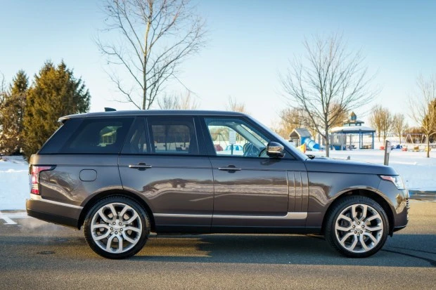 2017 Land Rover Range Rover L405 - Image 3 of 7