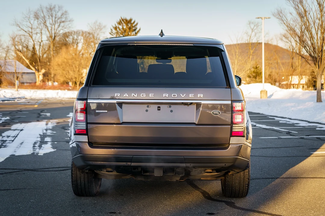 2017 Land Rover Range Rover L405 - Image 6 of 31