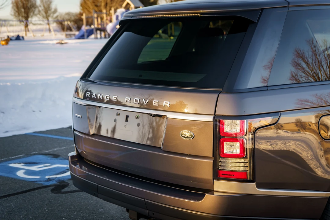 2017 Land Rover Range Rover L405 - Image 29 of 31