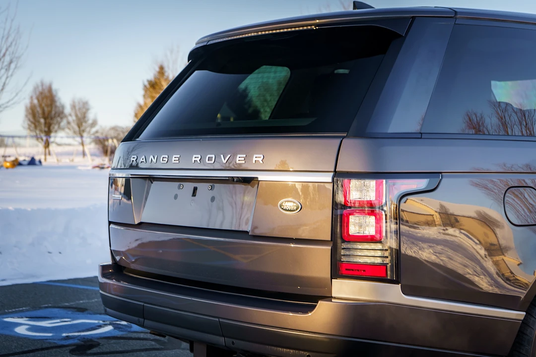 2017 Land Rover Range Rover L405 - Image 28 of 31